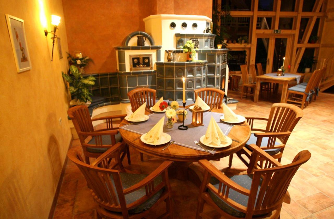 Landhotel "Lichte Aue" Lichtenau Stutzengrun 外观 照片