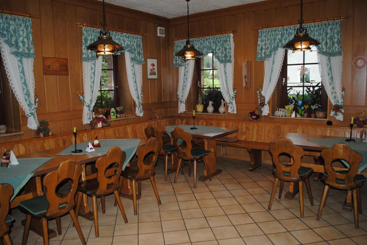 Landhotel "Lichte Aue" Lichtenau Stutzengrun 外观 照片